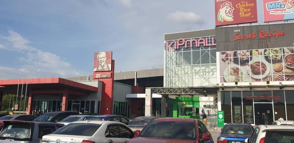 Alanis Suite Klia With Neflix Sepang Zewnętrze zdjęcie